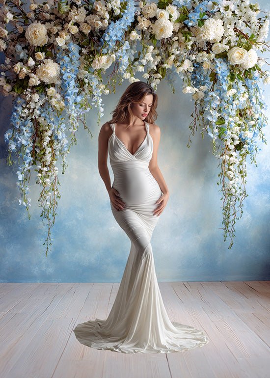 Elegant Blue Floral Arch Backdrop – Cascading White Orchids and Pastel Blossoms with Soft Sky Gradient Wall - Mii - Estilo