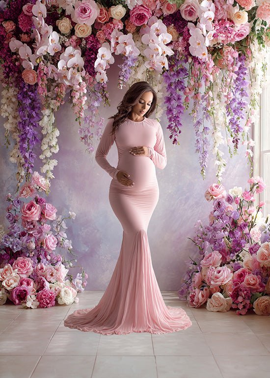 Romantic Purple Wisteria Backdrop – Cascading Lilac and Pink Blossoms with Soft Pastel Wall - Mii - Estilo