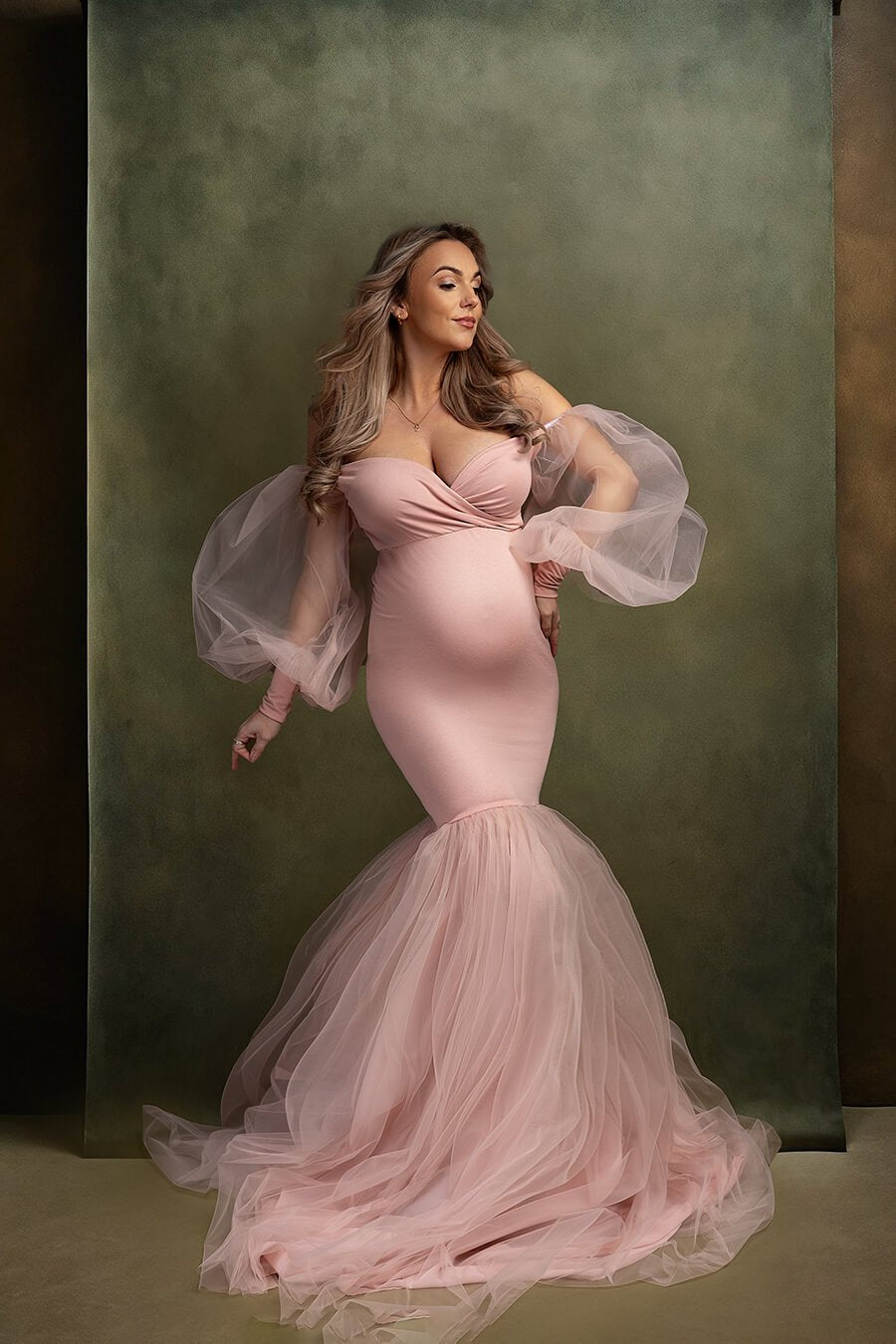 Pink Maternity Dresses - Pink Maternity Photoshoot Dresses – Mii-Estilo