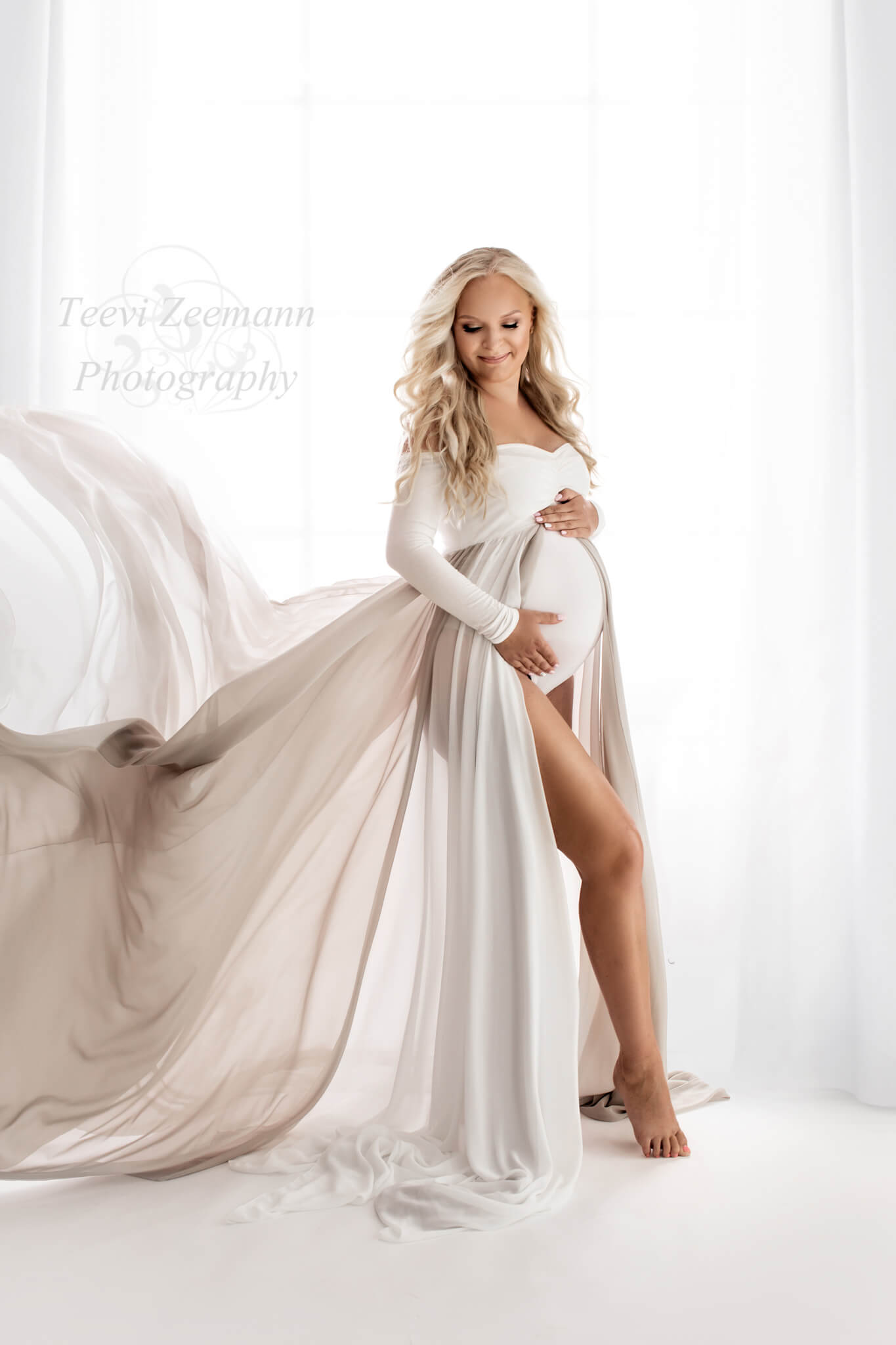 Gladiolus Maternity Dress Off White - Mii-Estilo.com