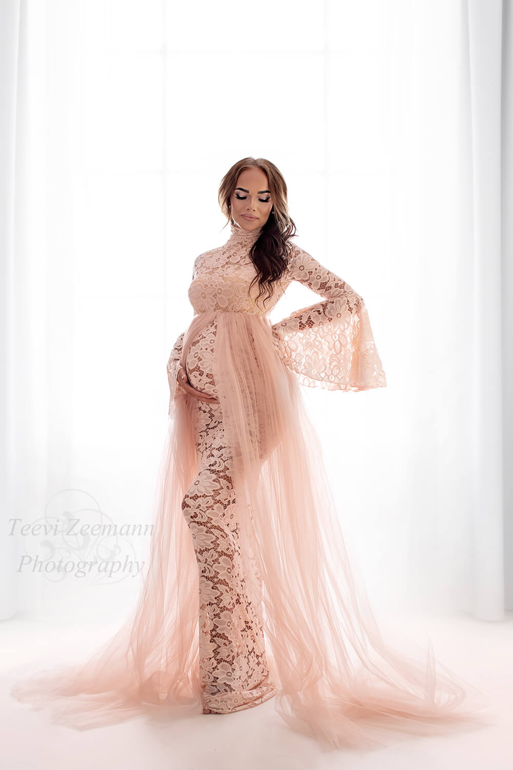 Amelia Lace Maternity Dress Short Cameo Rose Pink - Maternity Wedding  Dresses, Evening Wear and Party Clothes by Tiffany Rose | Kurze kleider,  Kleider, Umstandskleid